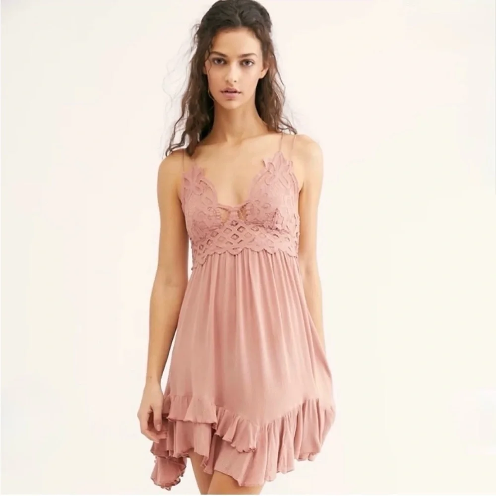 TV Famous ✵☽Free People☾✵ Crochet Ruffly Pink < Adella > Strappy Slip Dress | XS - Picture 8 of 15